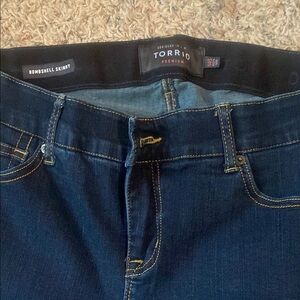Torrid Premium Dark Blue Skinny Jeans Size 14 Short